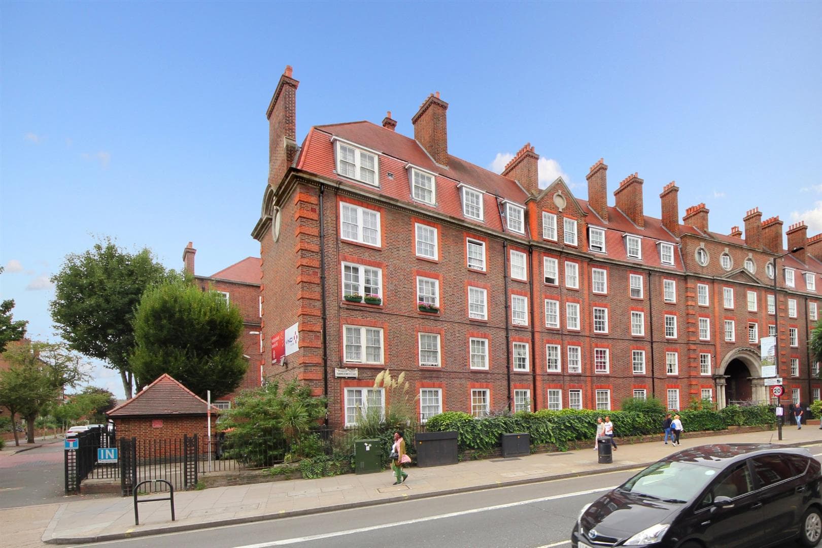Fulham Palace Road, W6