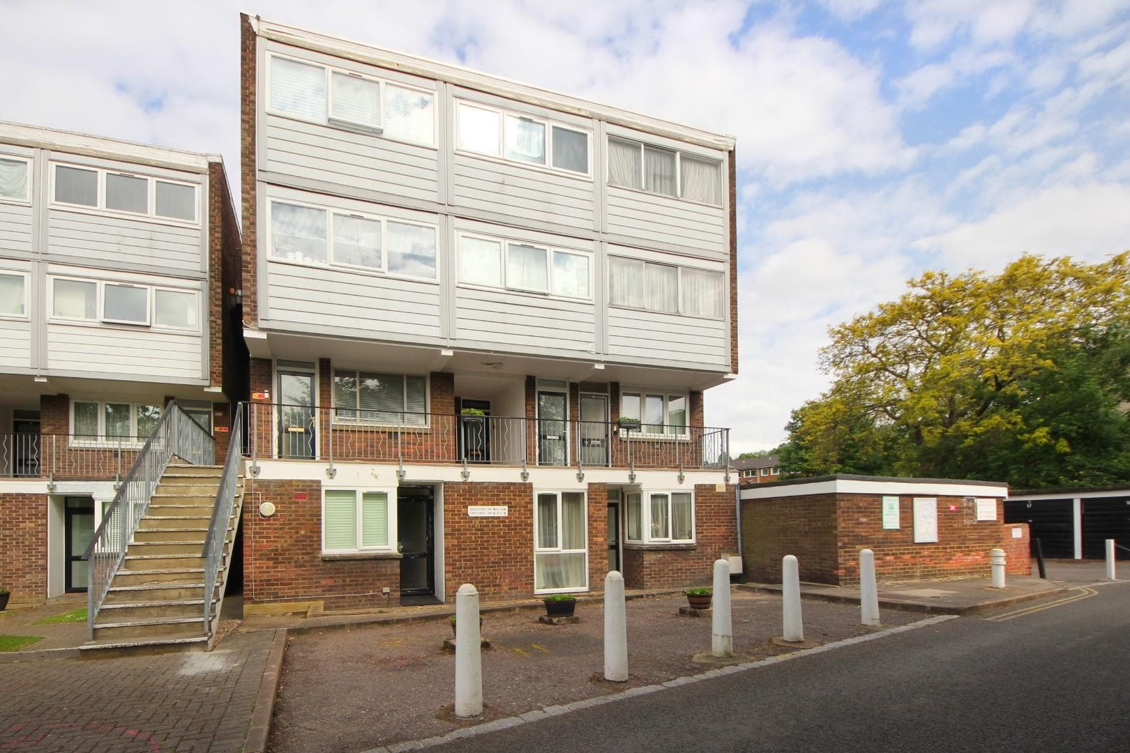 Fairlea Place, W5