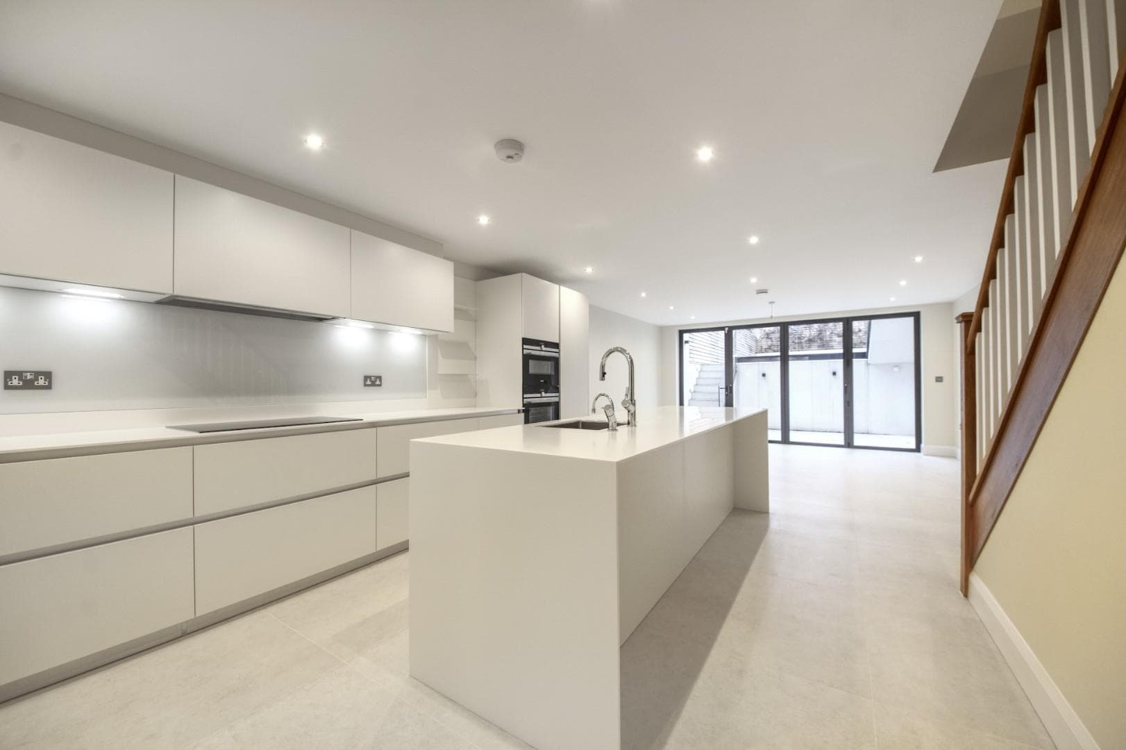 King Edwards Gardens, W3