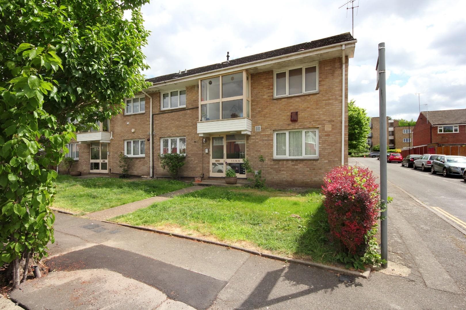Glencairn Drive, W5